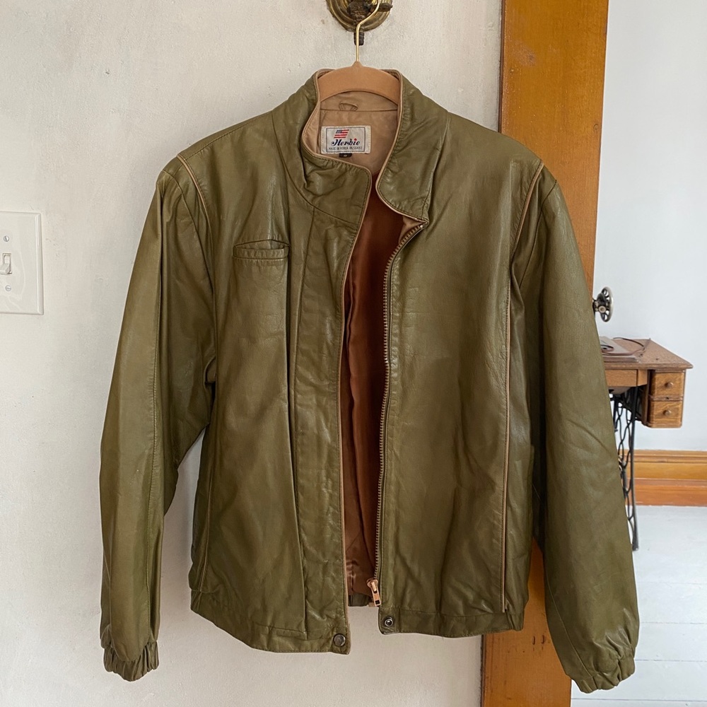1970s leather bomber jacket